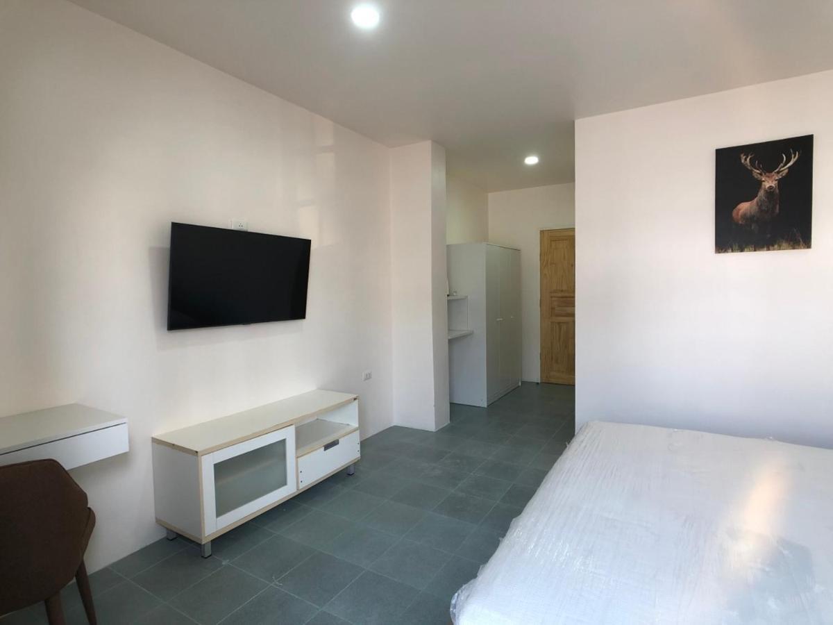 Inn Dulgence Patong Exterior photo